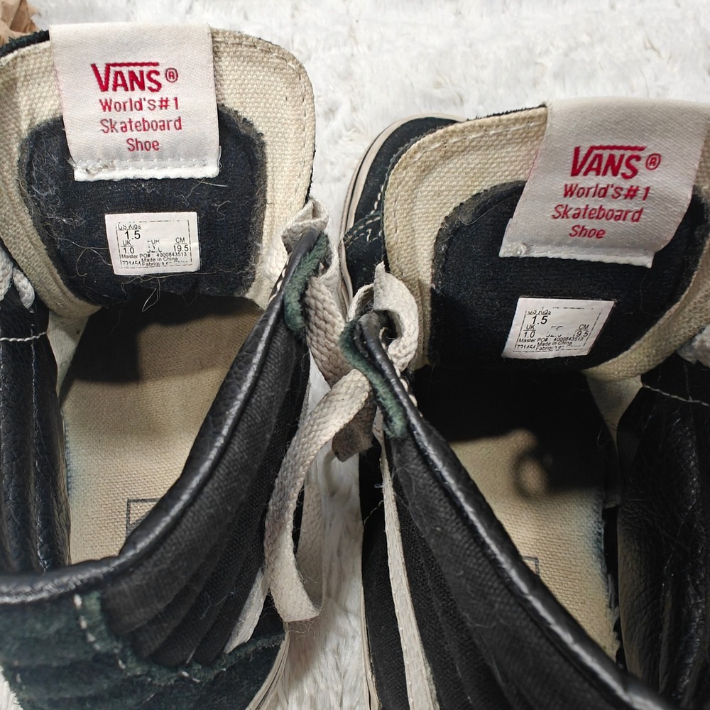 Vans Sk8-Hi High Top Sneakers Kids 1.5 Black White Classic Skater Grunge Shoes - Picture 11 of 12